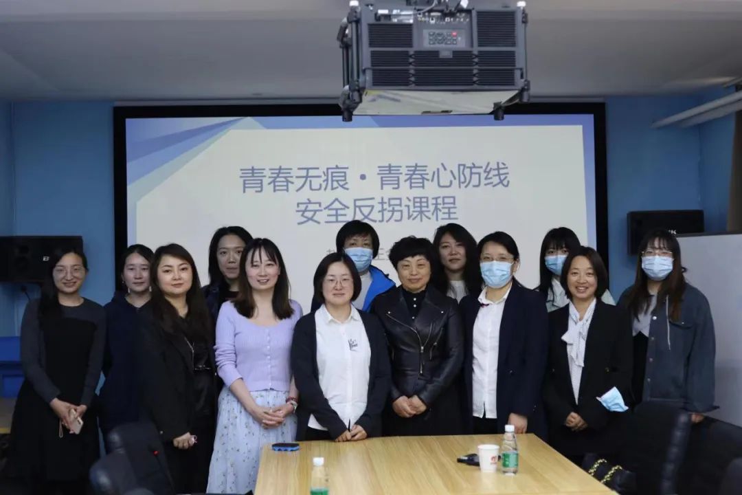 月报五.jpg